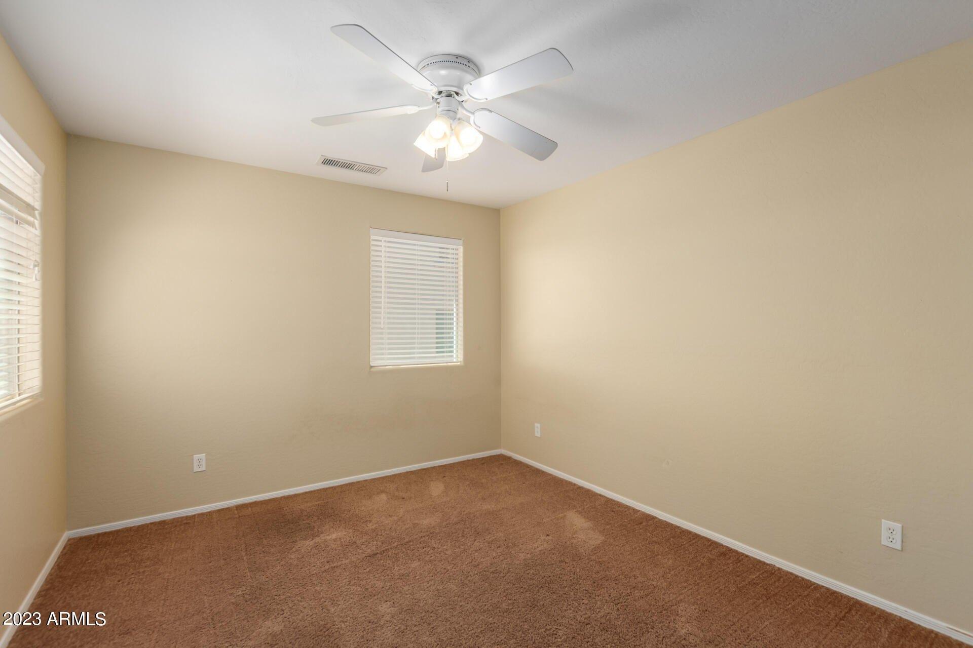 N Palm Springs Trl, San Tan Valley, AZ 85140