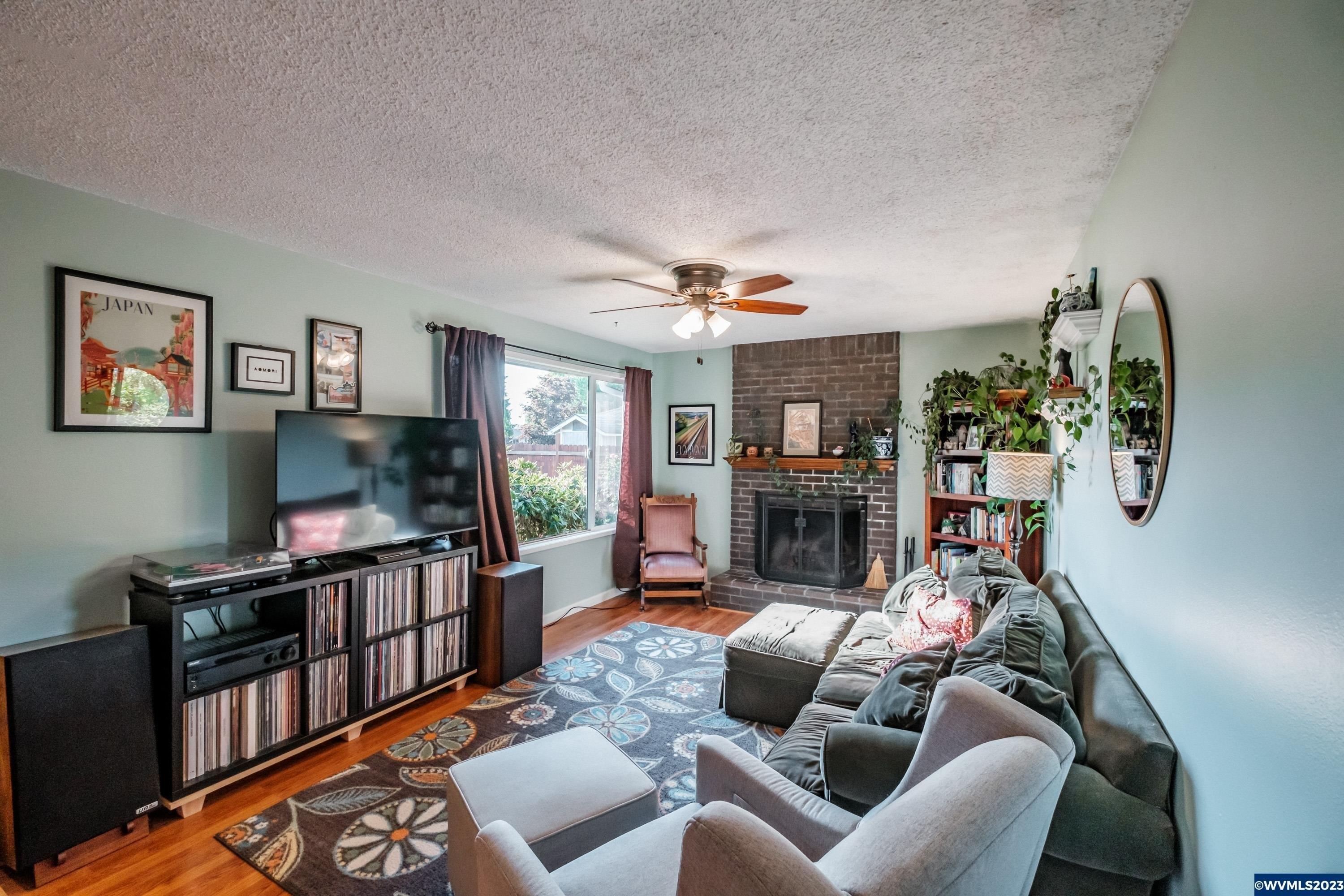 Clay Pl Se, Albany, OR 97322