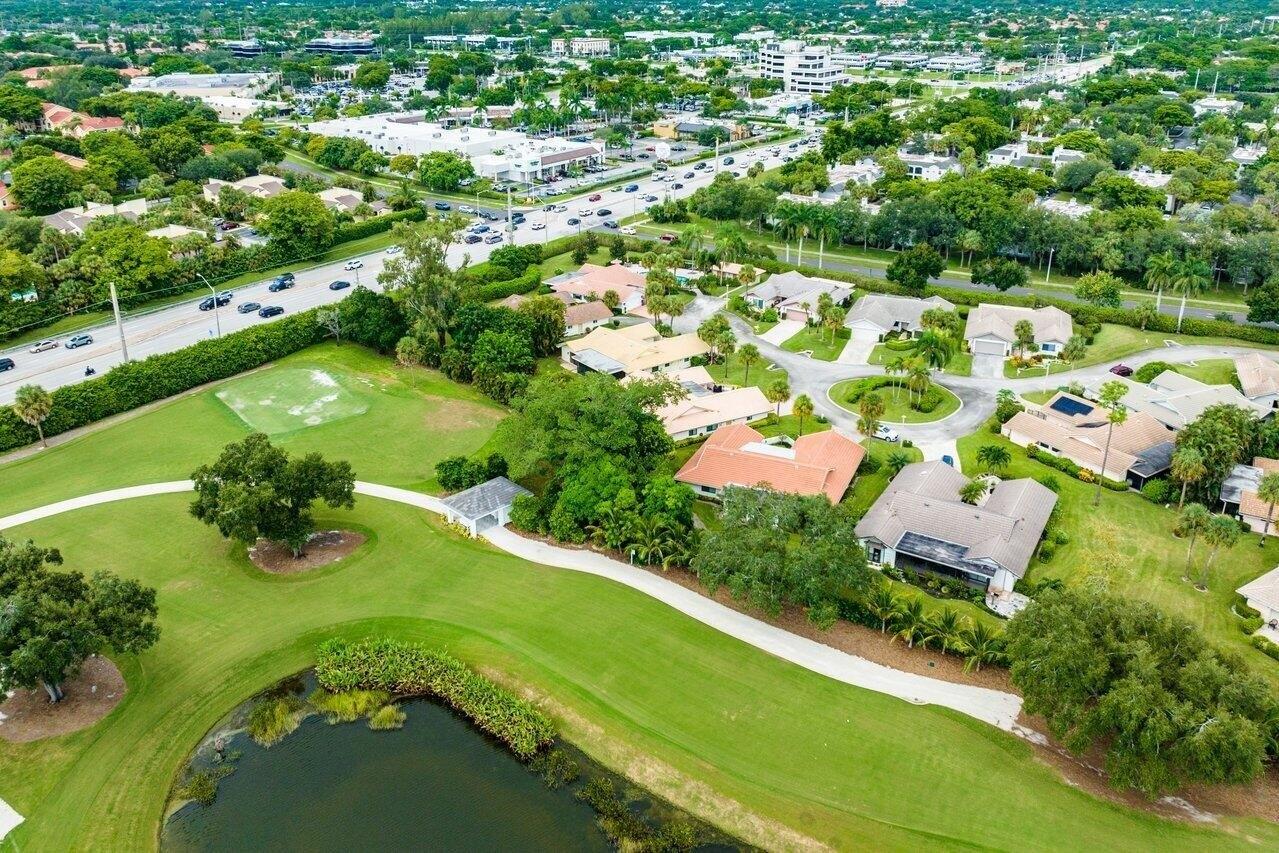Villas Dr W, Boca Raton, FL 33433
