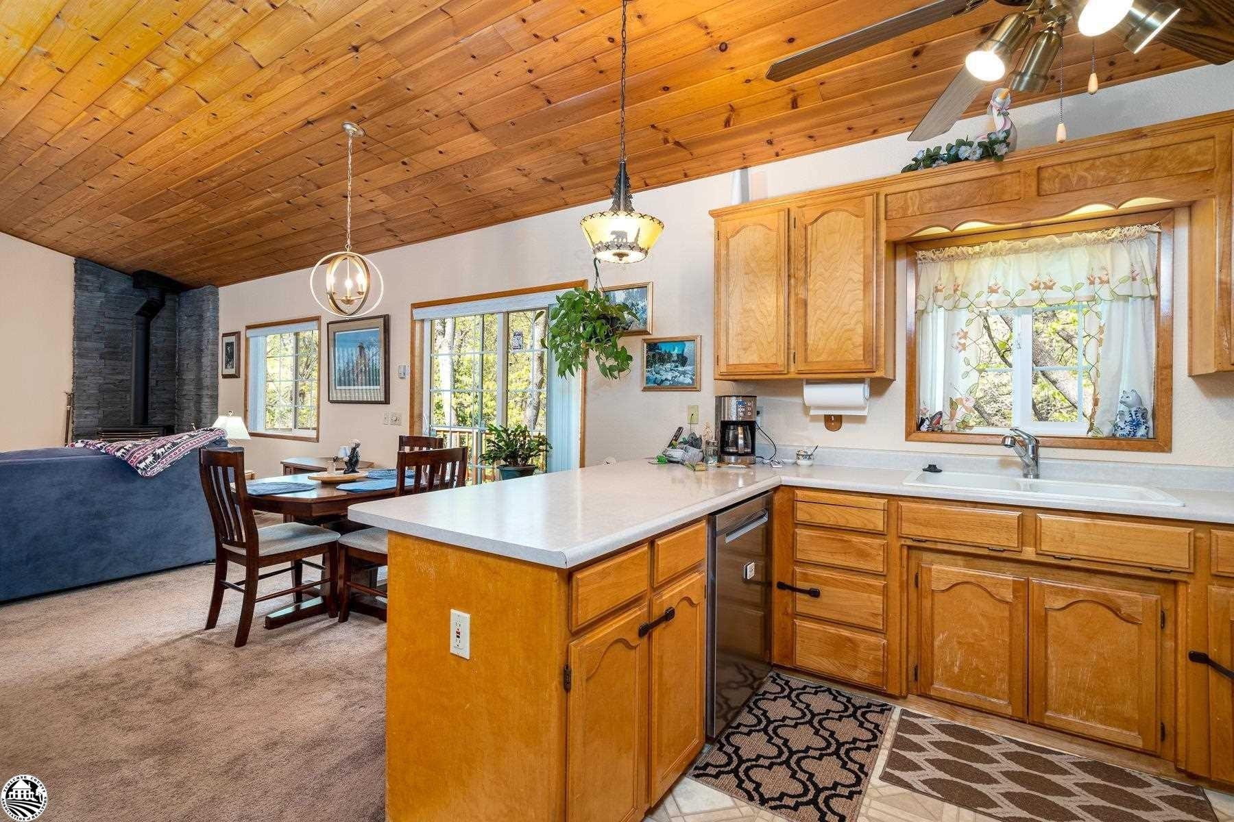 Stable Rd, Sonora, CA 95370