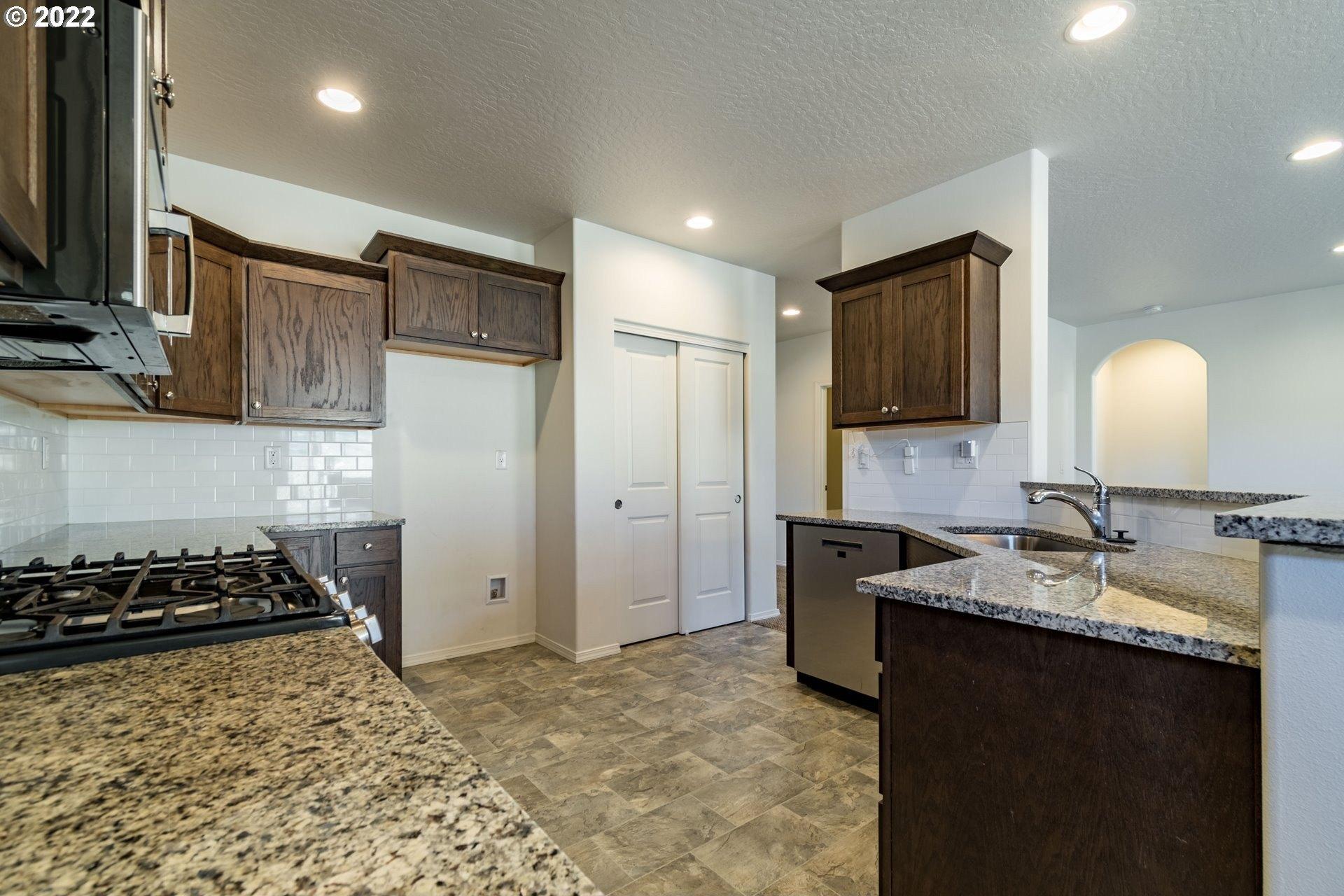 S 59th St, Springfield, OR 97478