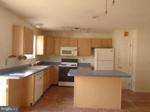 Cider Ct, Middle River, MD 21220