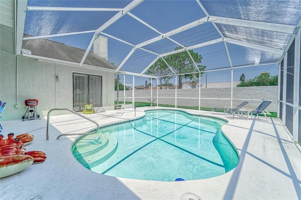 Classic Lake Way, Tampa, FL 33635