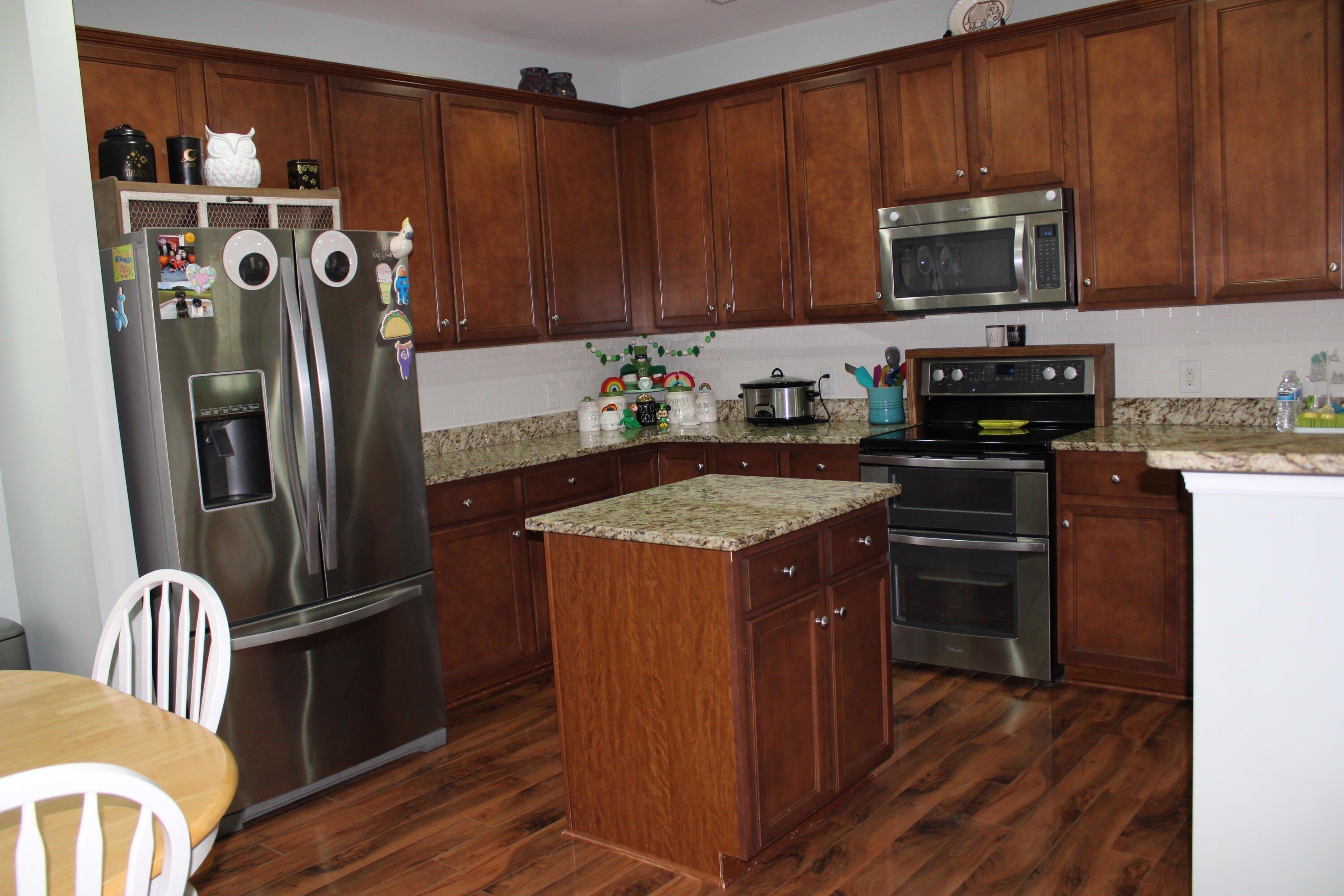 Merchant Ct, Mount Pleasant, SC 29466