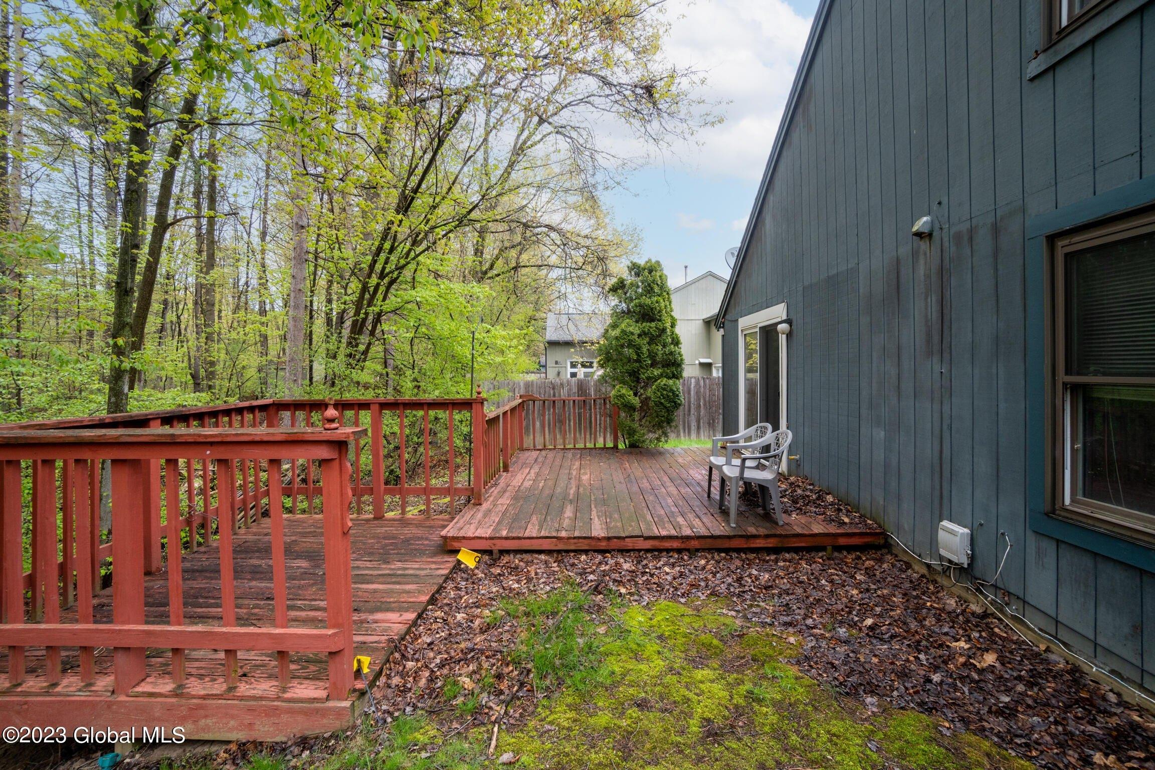 Thimbleberry Rd, Malta, NY 12020