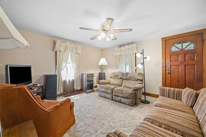 Mcclane Farm Rd, Washington, PA 15301