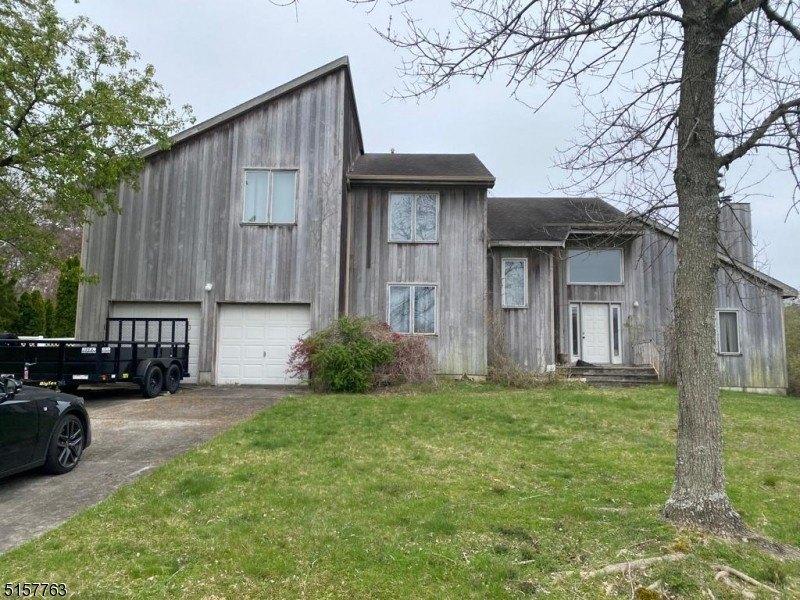 Delta Dr, Ocean, NJ 07712