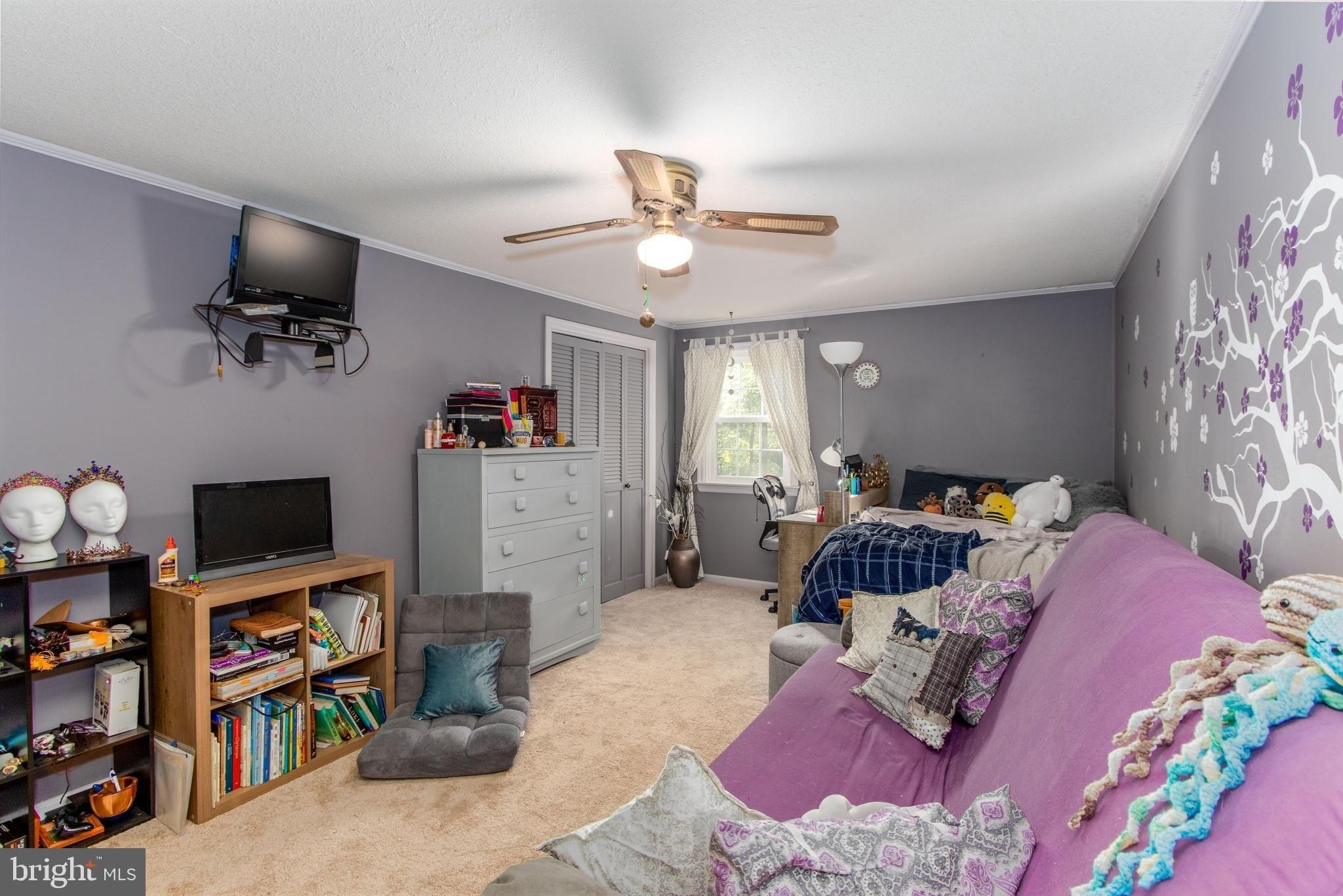 Canterbury Dr, State College, PA 16803