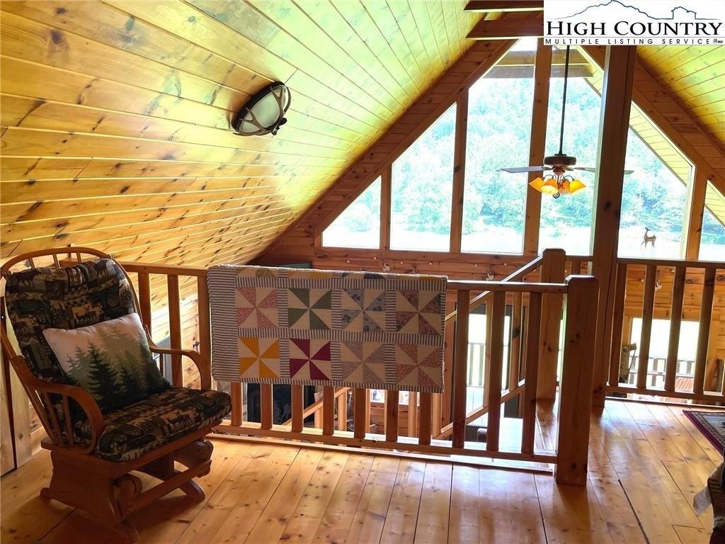 River Front Dr, Piney Creek, NC 28663