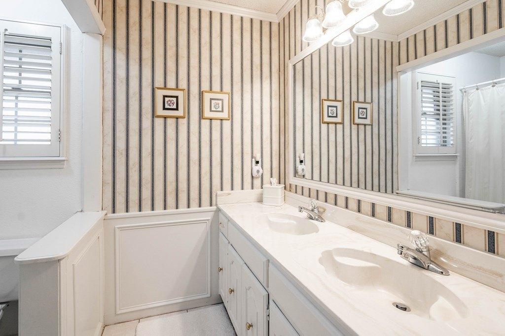 Preston Dr, Midland, TX 79707