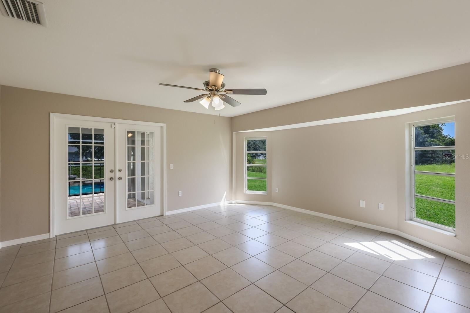 Hallstead Ave, Port Charlotte, FL 33952