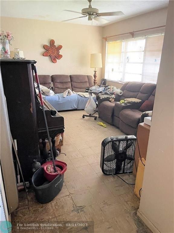Nw 27th Pl, Opa Locka, FL 33054