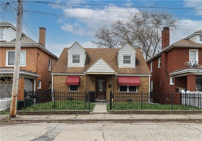 Walnut St, Ambridge, PA 15003