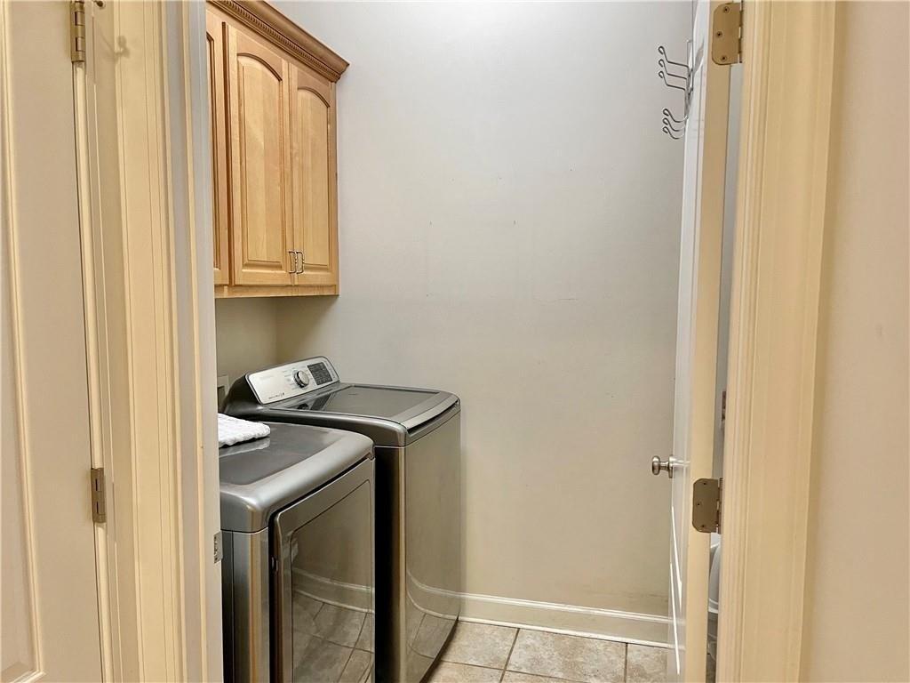Spring Lake Cir, Brunswick, GA 31525