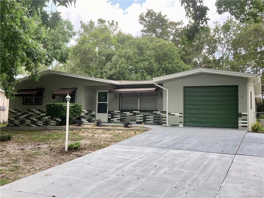 S Davis St, Beverly Hills, FL 34465