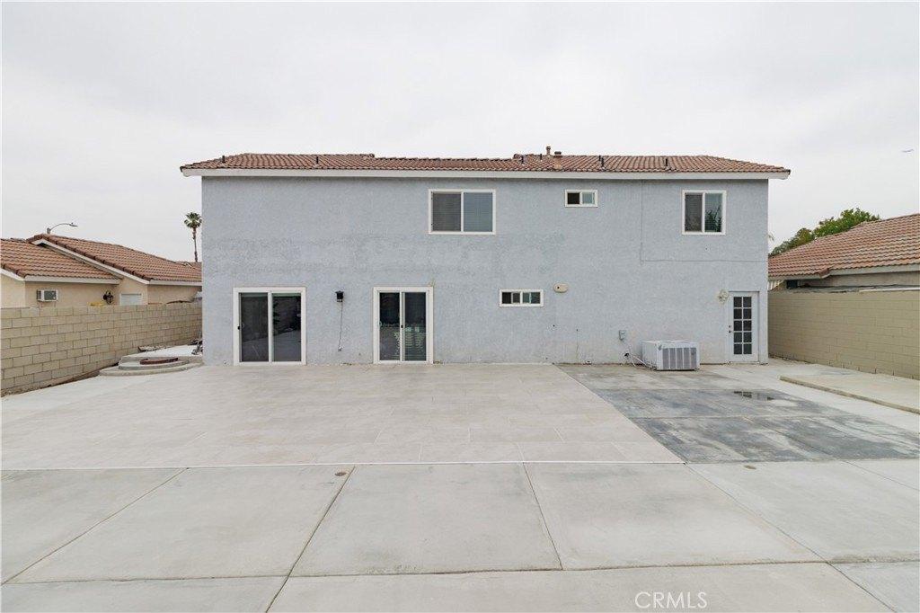 Parkwood Dr, Fontana, CA 92337