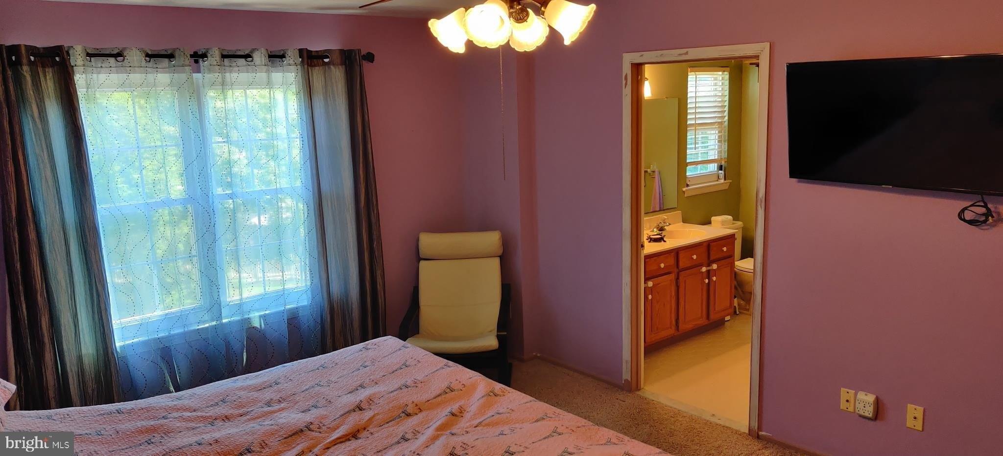 Stanwyck Ct, Robbinsville, NJ 08691