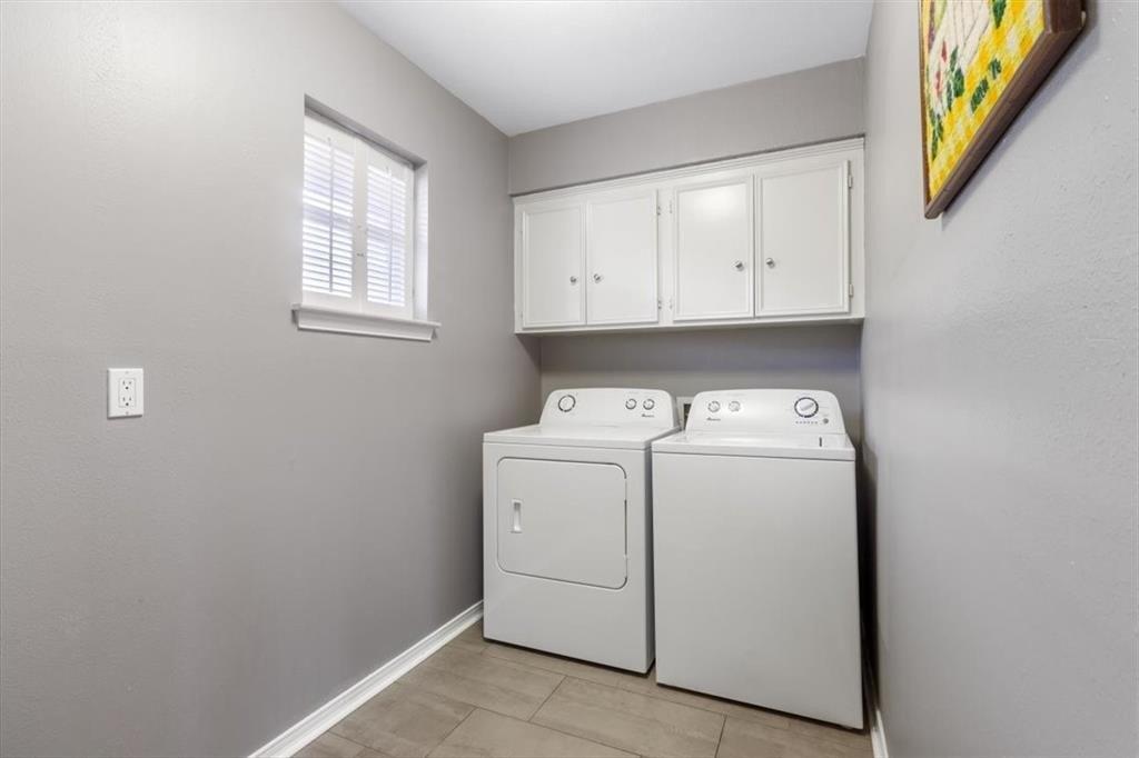 Sheffield Dr, Richardson, TX 75081