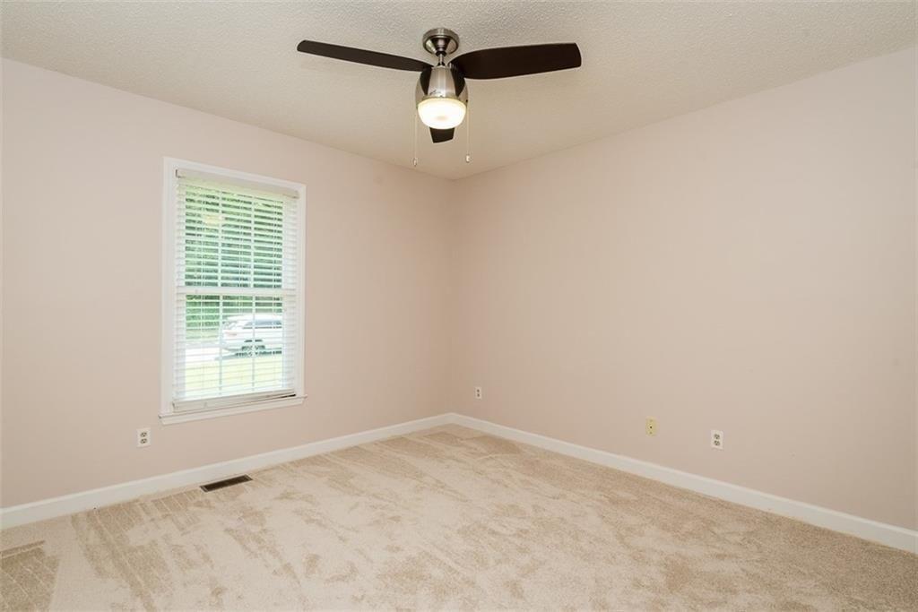 Skyview Dr, Mebane, NC 27302