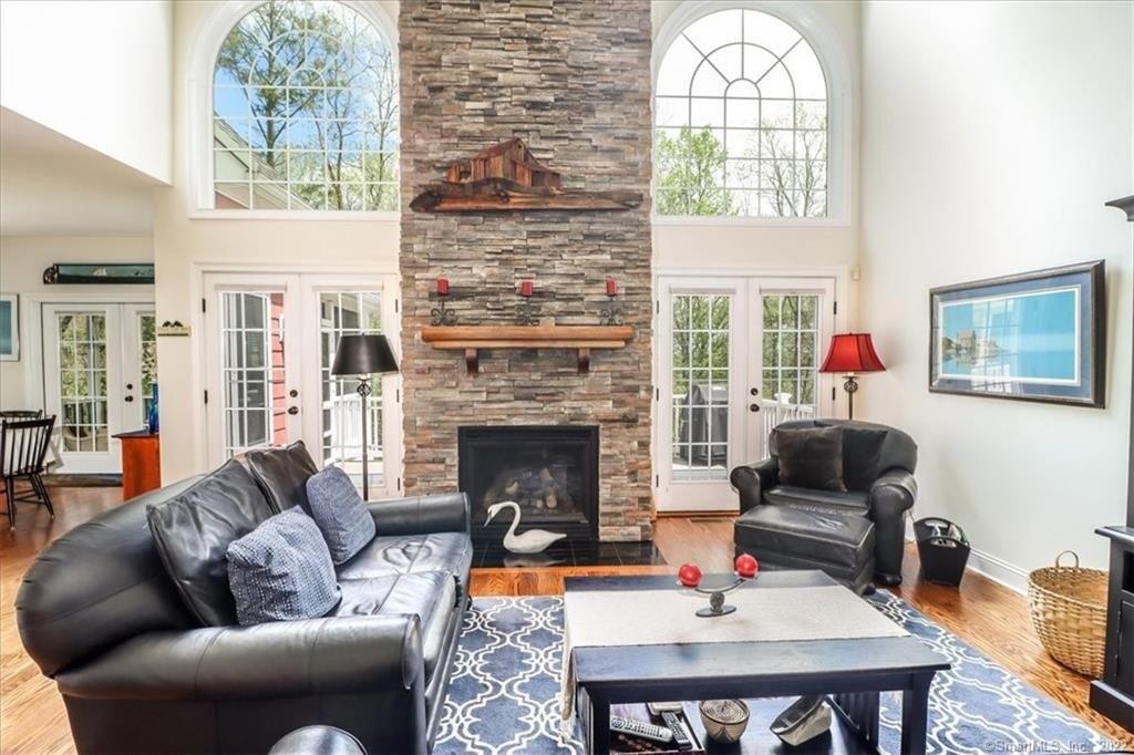 Gereg Glenn Rd, Brookfield, CT 06804