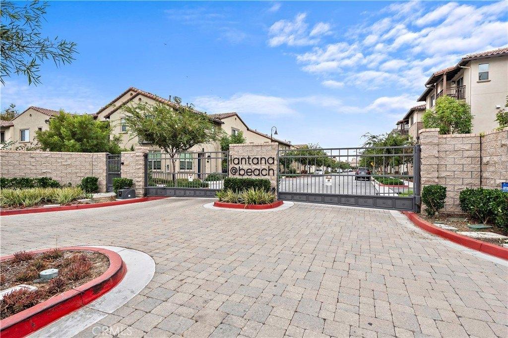 Lantana Dr, Stanton, CA 90680