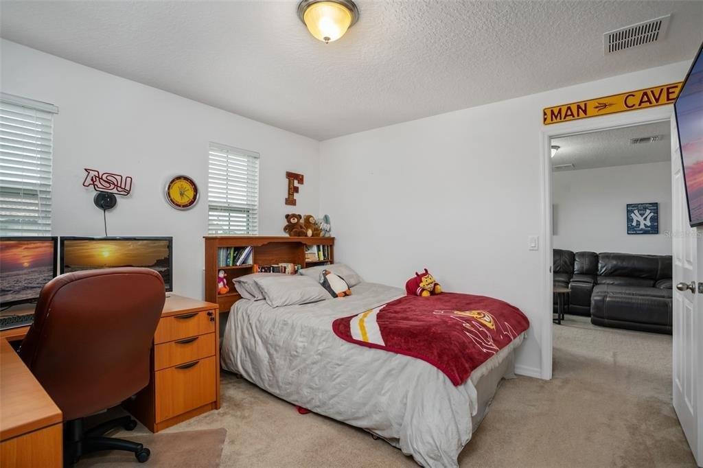 Sawgrass Bluff Dr, Winter Garden, FL 34787
