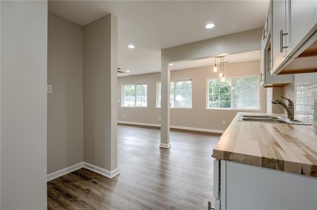 E 75th St, Kansas City, MO 64132