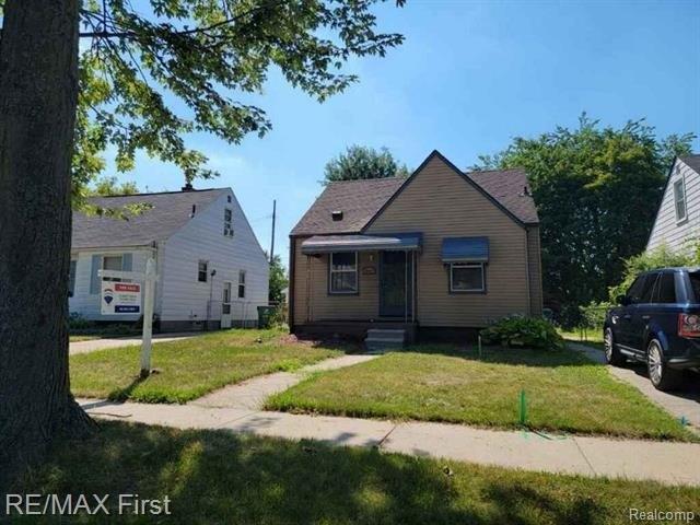 Beechwood Ave, Eastpointe, MI 48021