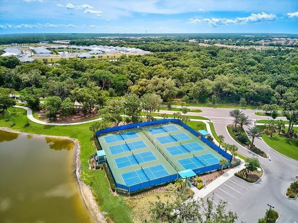 Okaloosa Dr, Venice, FL 34293