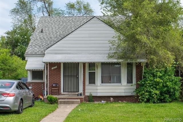 Edmore Dr, Detroit, MI 48205