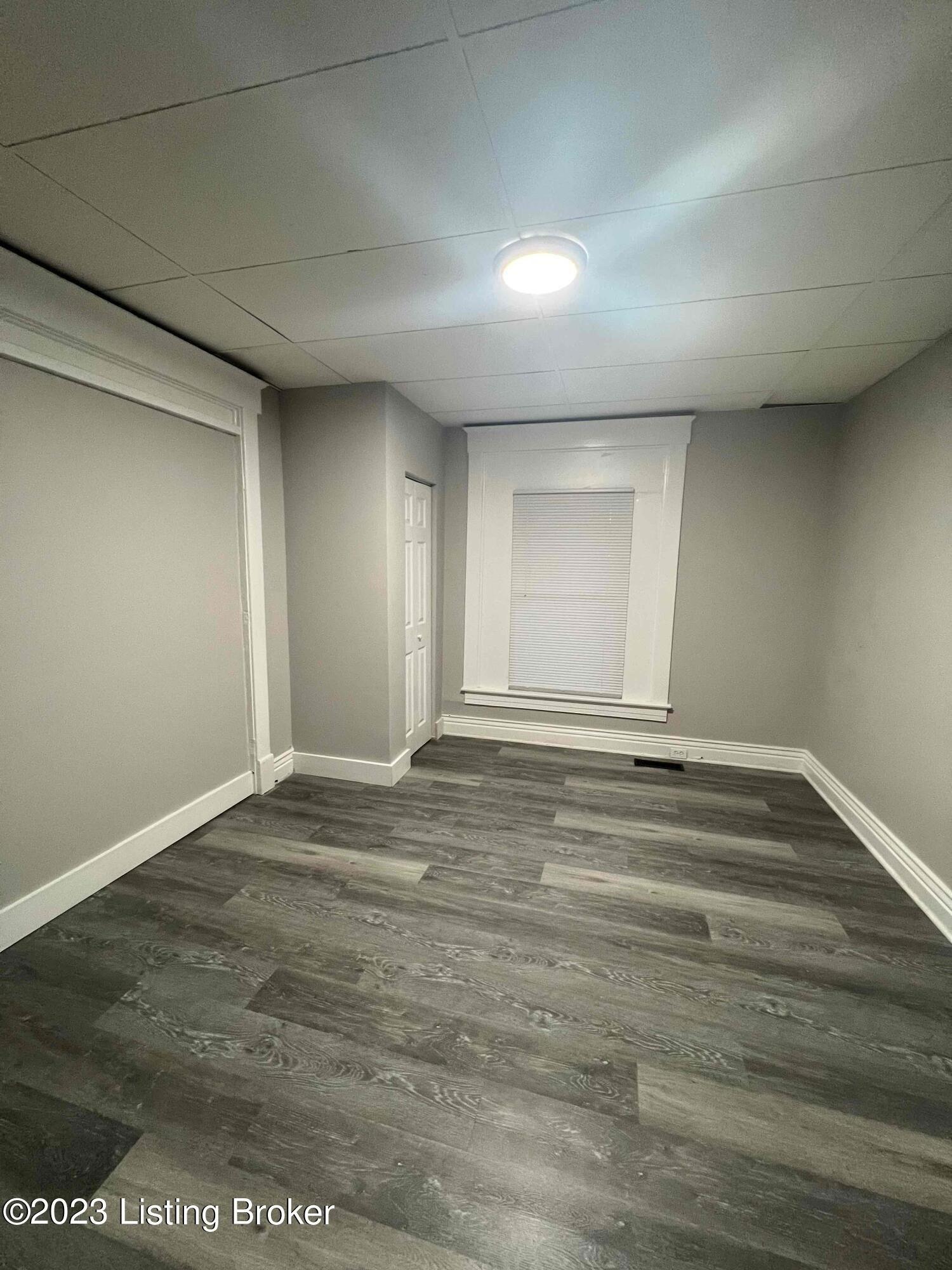 W Main St, Louisville, KY 40212