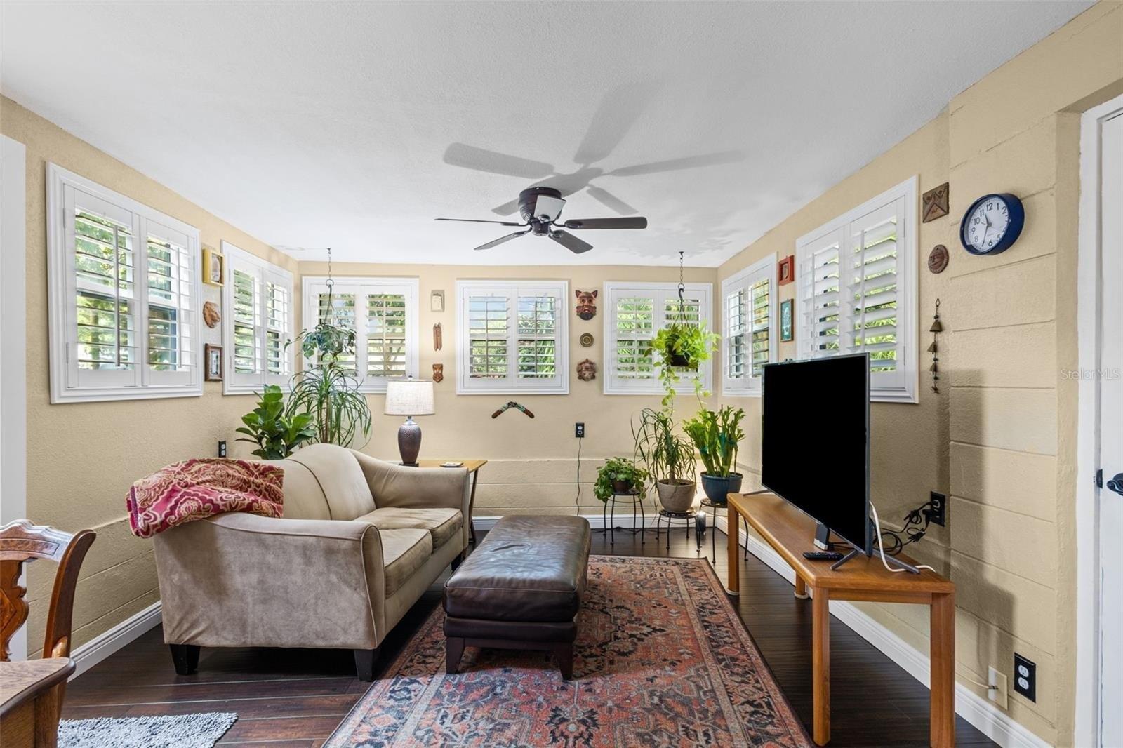 52nd St N, Saint Petersburg, FL 33710