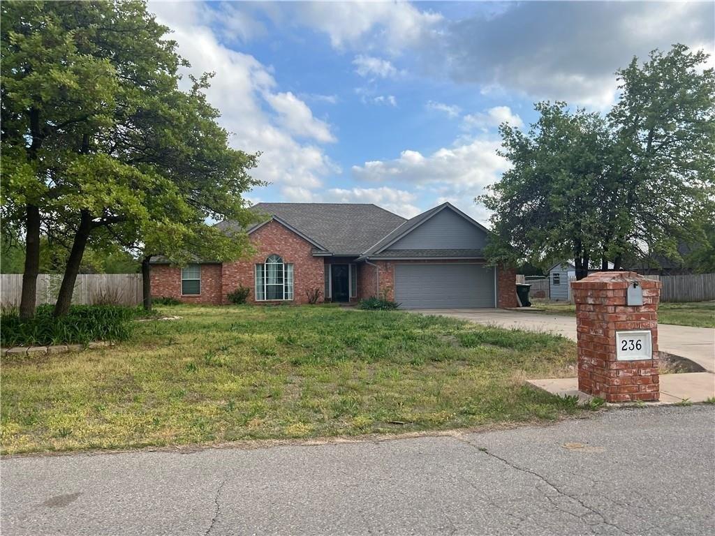 W Lily Ln, Edmond, OK 73025