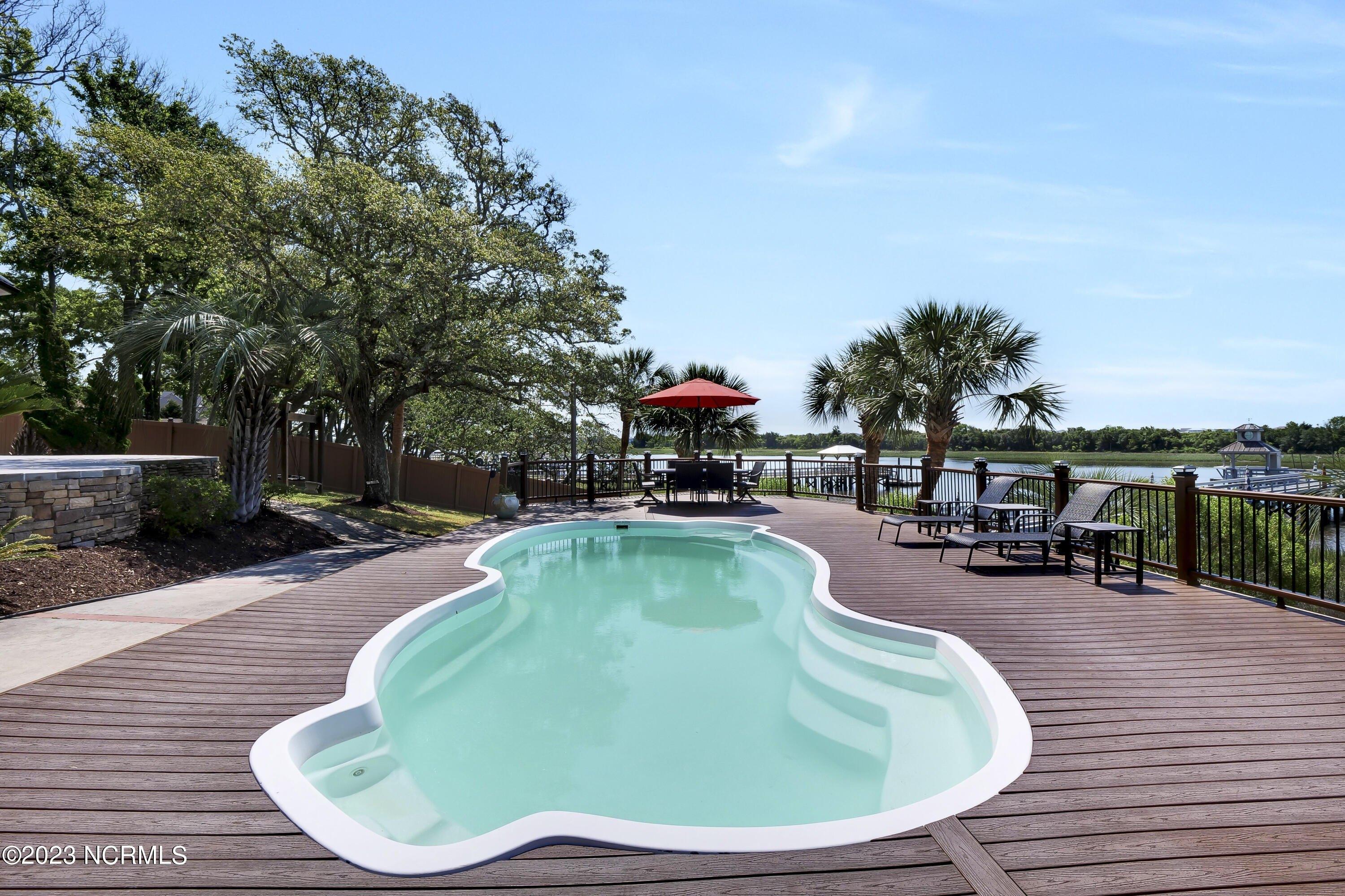 Waterway Dr Sw, Ocean Isle Beach, NC 28469