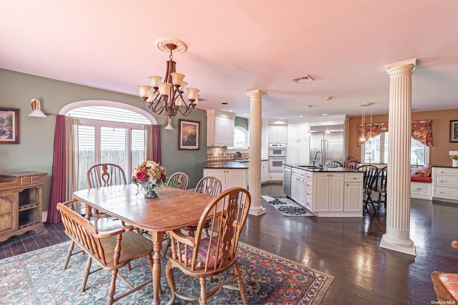 Stacey Ct, North Bellmore, NY 11710