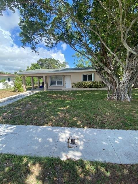 Hunter St, West Palm Beach, FL 33405