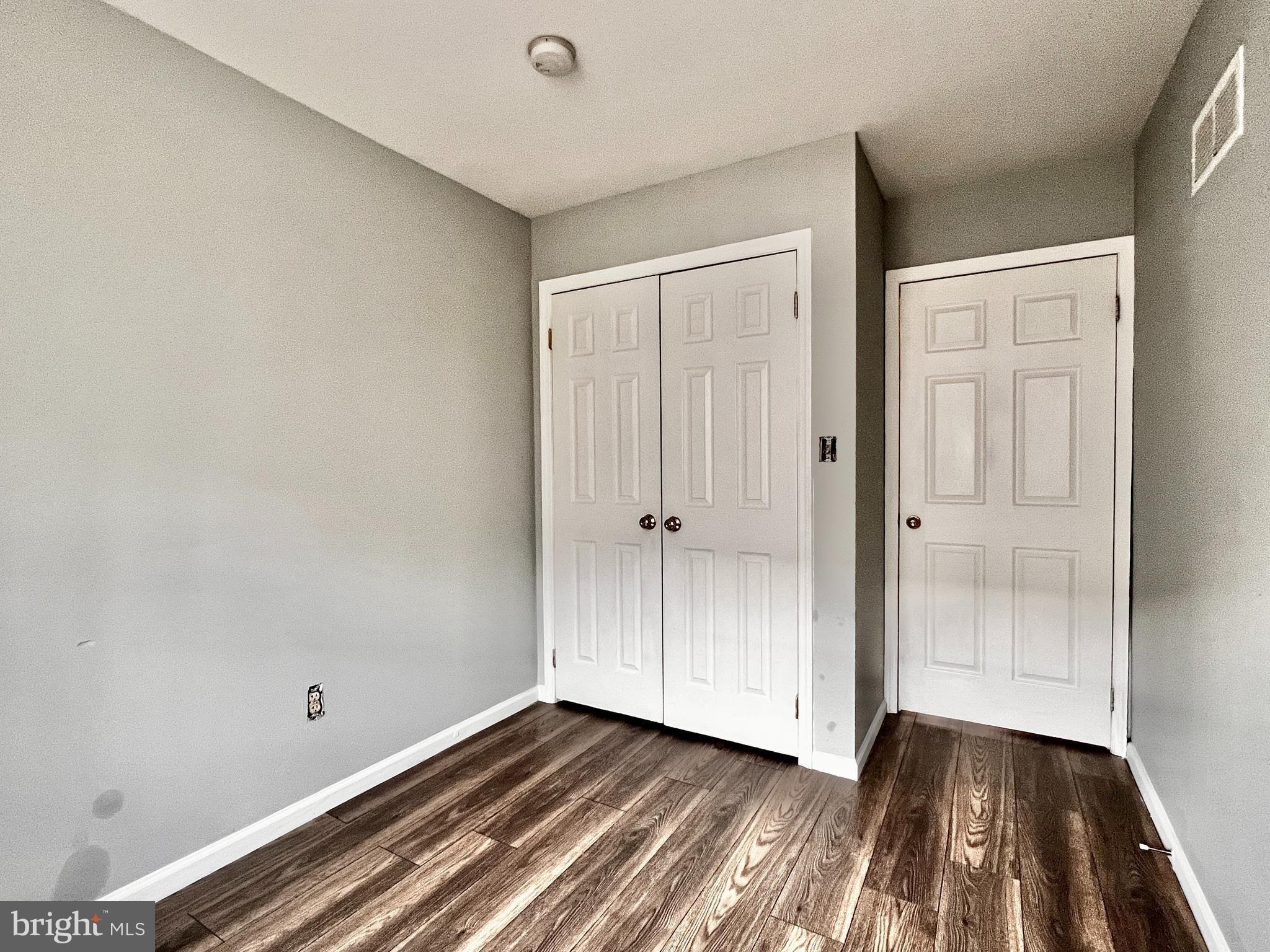 Royal Court Ln, Camden, NJ 08103