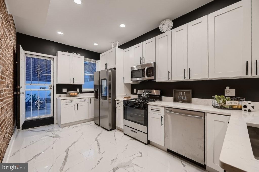 E Lafayette Ave, Baltimore, MD 21213
