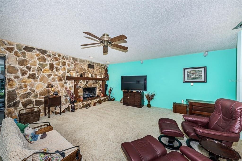 94th Ave, Seminole, FL 33772