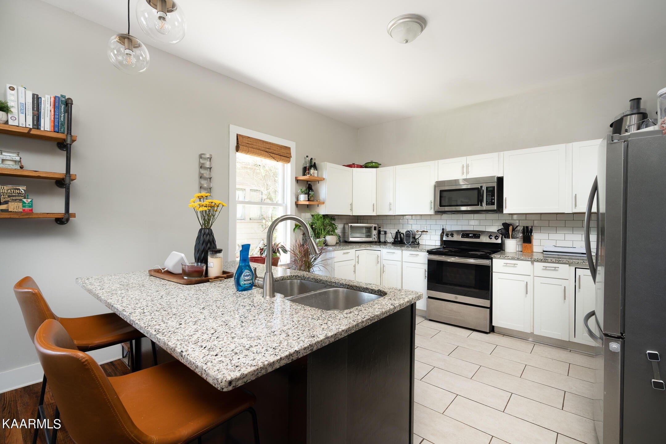 E Caldwell Ave, Knoxville, TN 37917