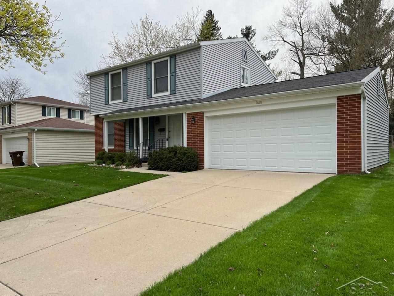 N Fairview Ave, Lansing, MI 48912