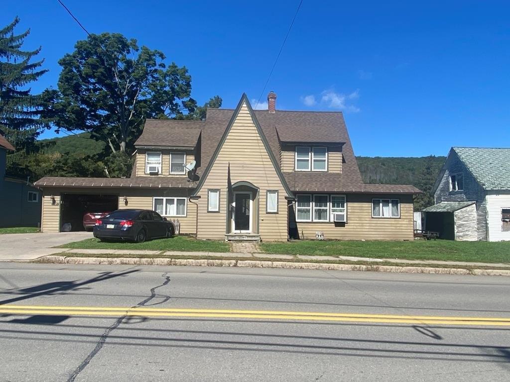 E Main St, Westfield, PA 16950