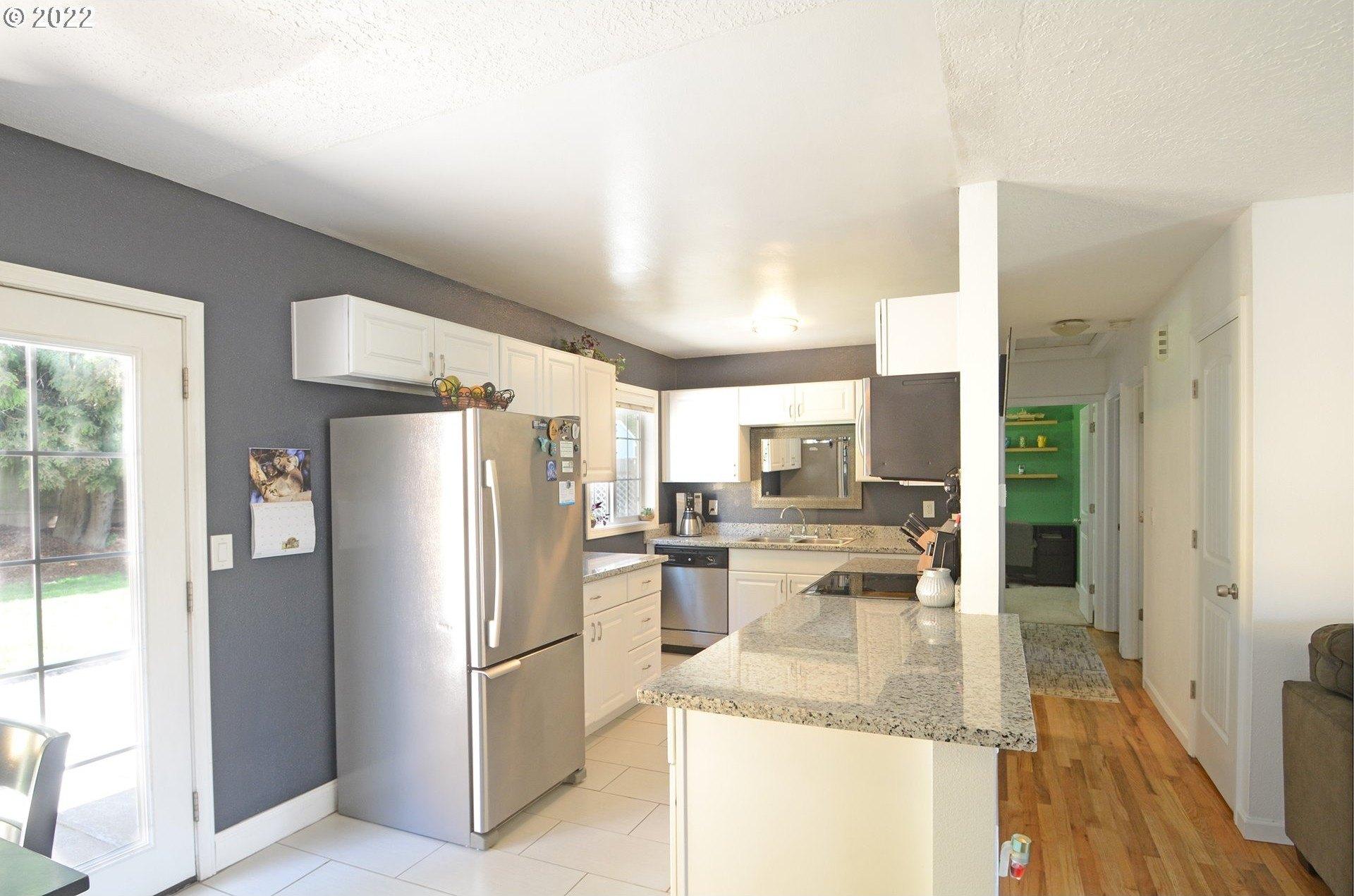 Se Evelyn Ave, Gresham, OR 97080
