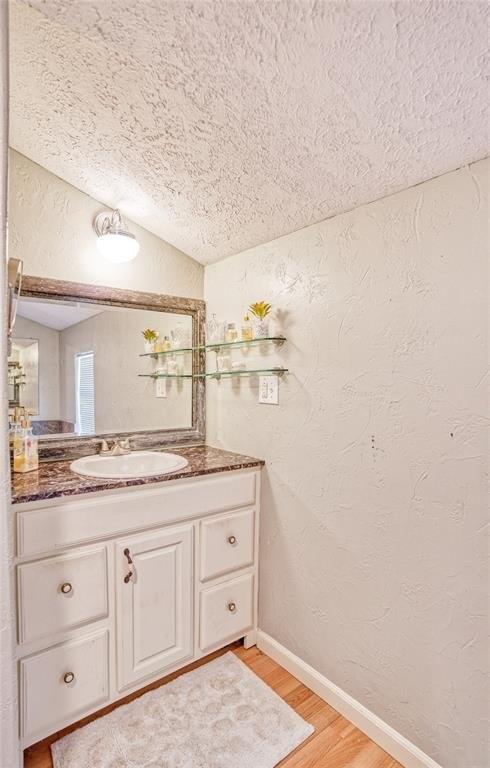 Braziel St, Lindale, TX 75771