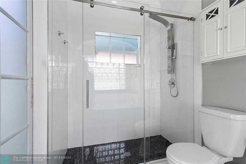 Nw 84th Rd, Coral Springs, FL 33067