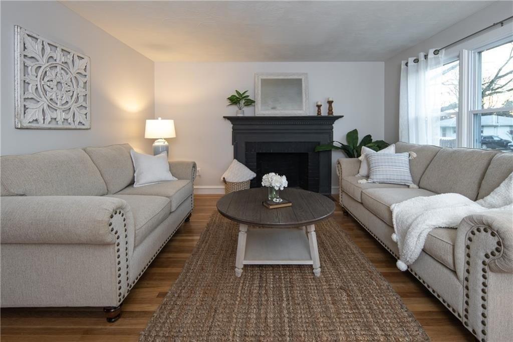 Charles St, North Kingstown, RI 02852