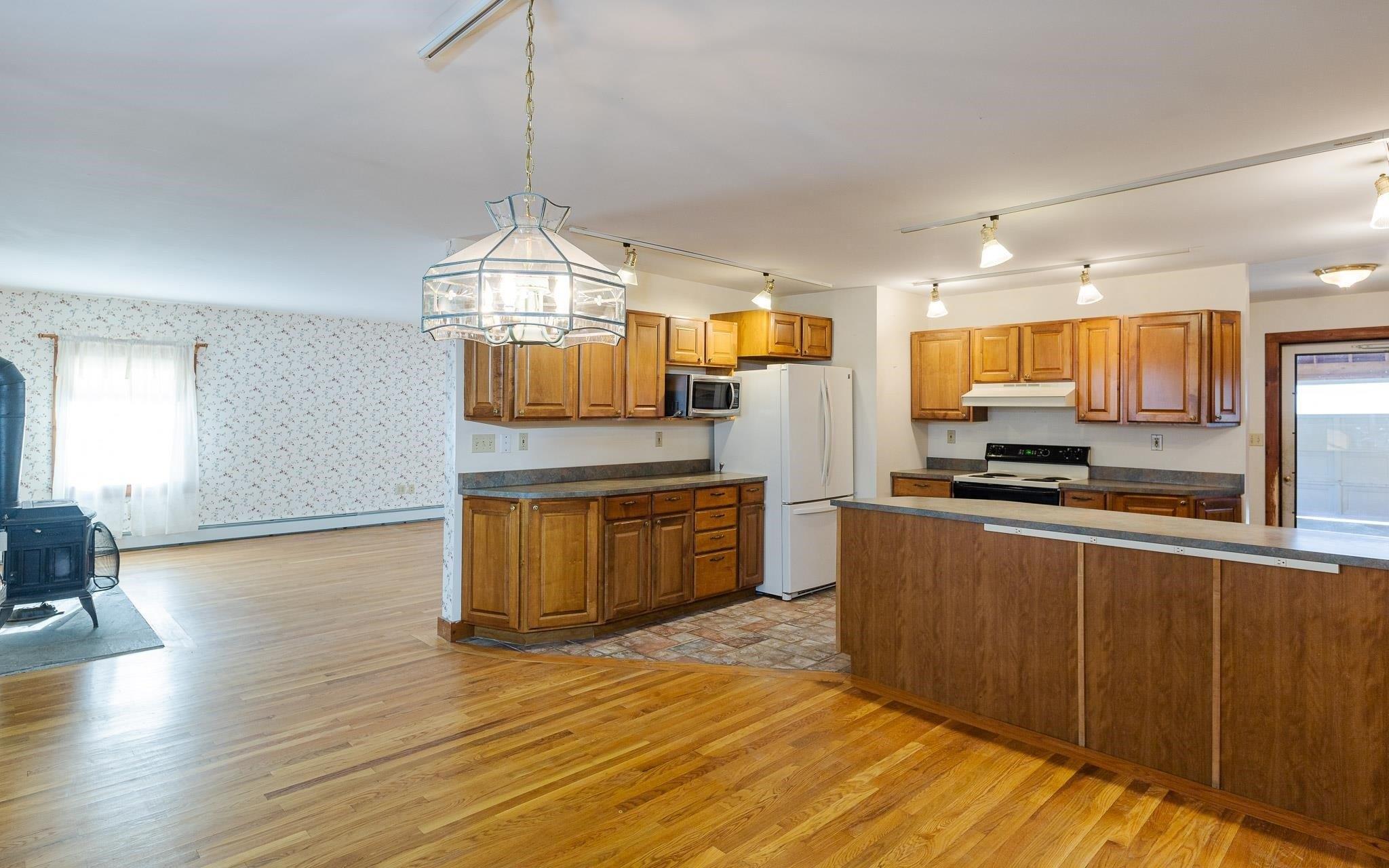 Walpole Valley Rd, Alstead, NH 03602