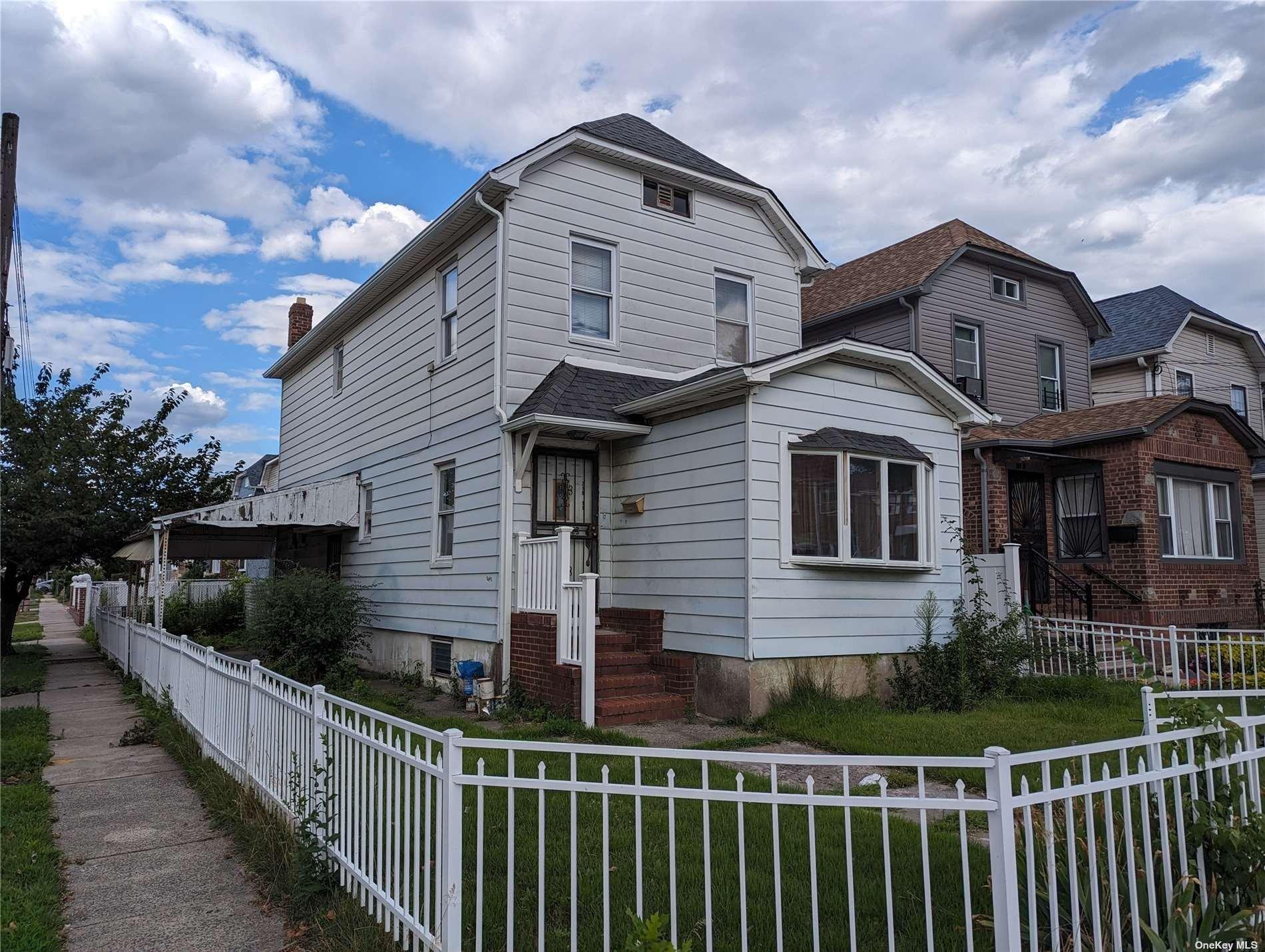 119th Ave, Cambria Heights, NY 11411