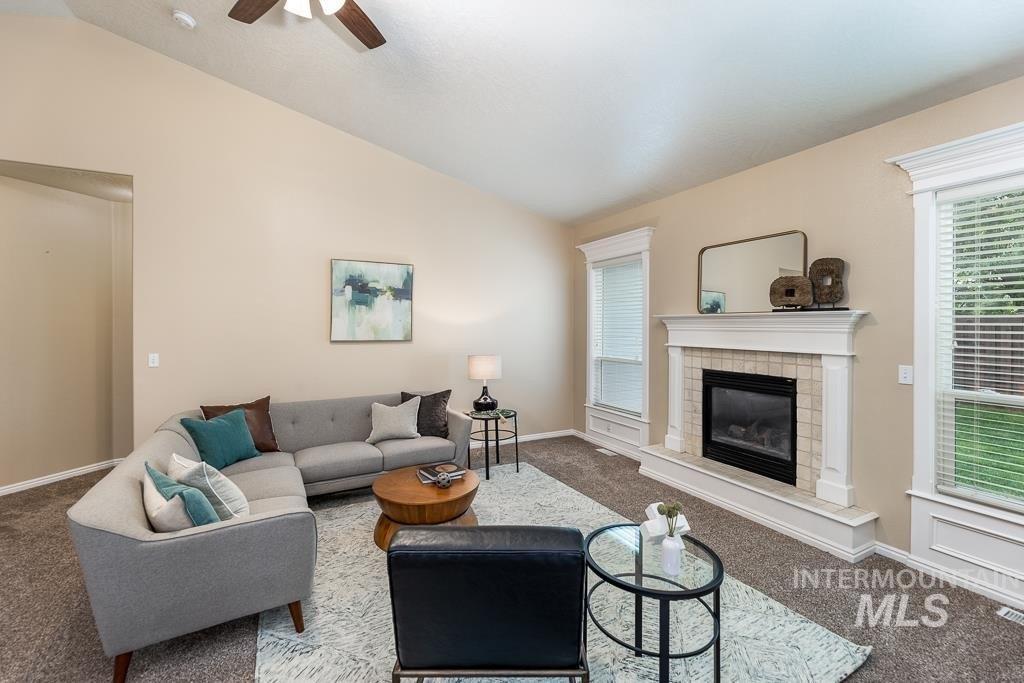 S Shortleaf Ave, Boise, ID 83716