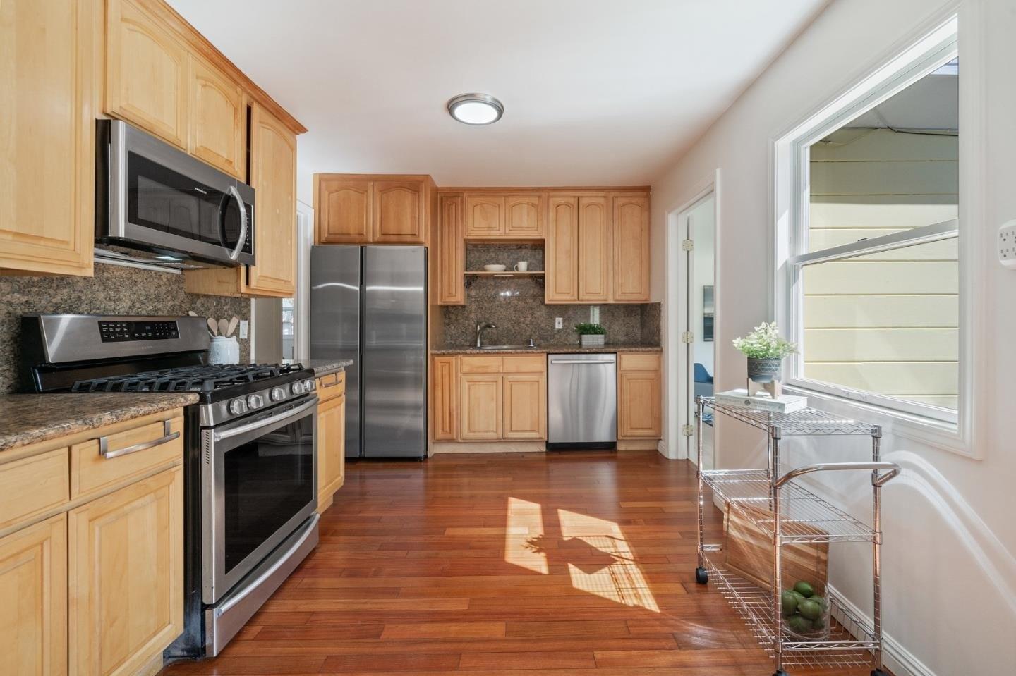 Noriega Way, Pacifica, CA 94044